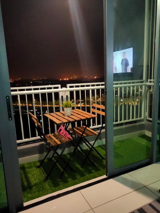 Bangi Almyra Suite Exterior photo