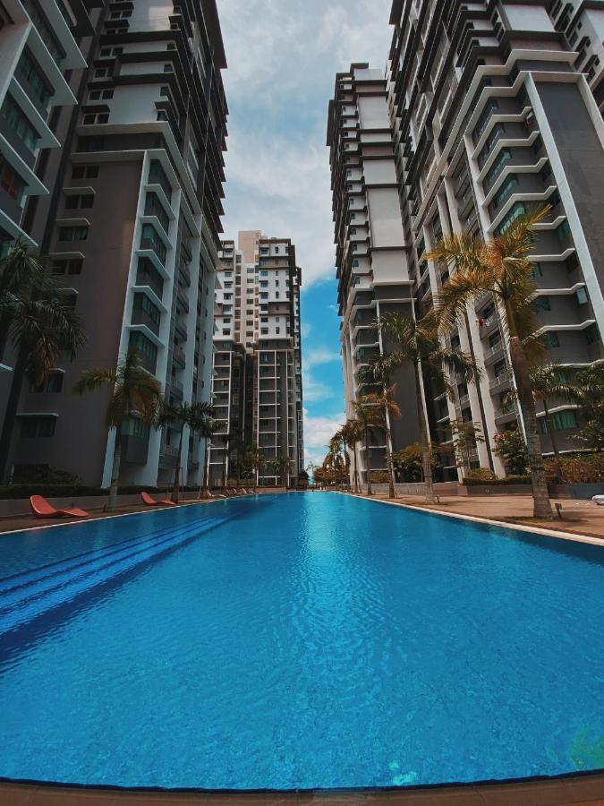 Bangi Almyra Suite Exterior photo